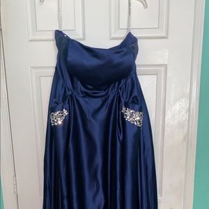 Prom dress, size 18, dark blue, pockets, sequins, corset back